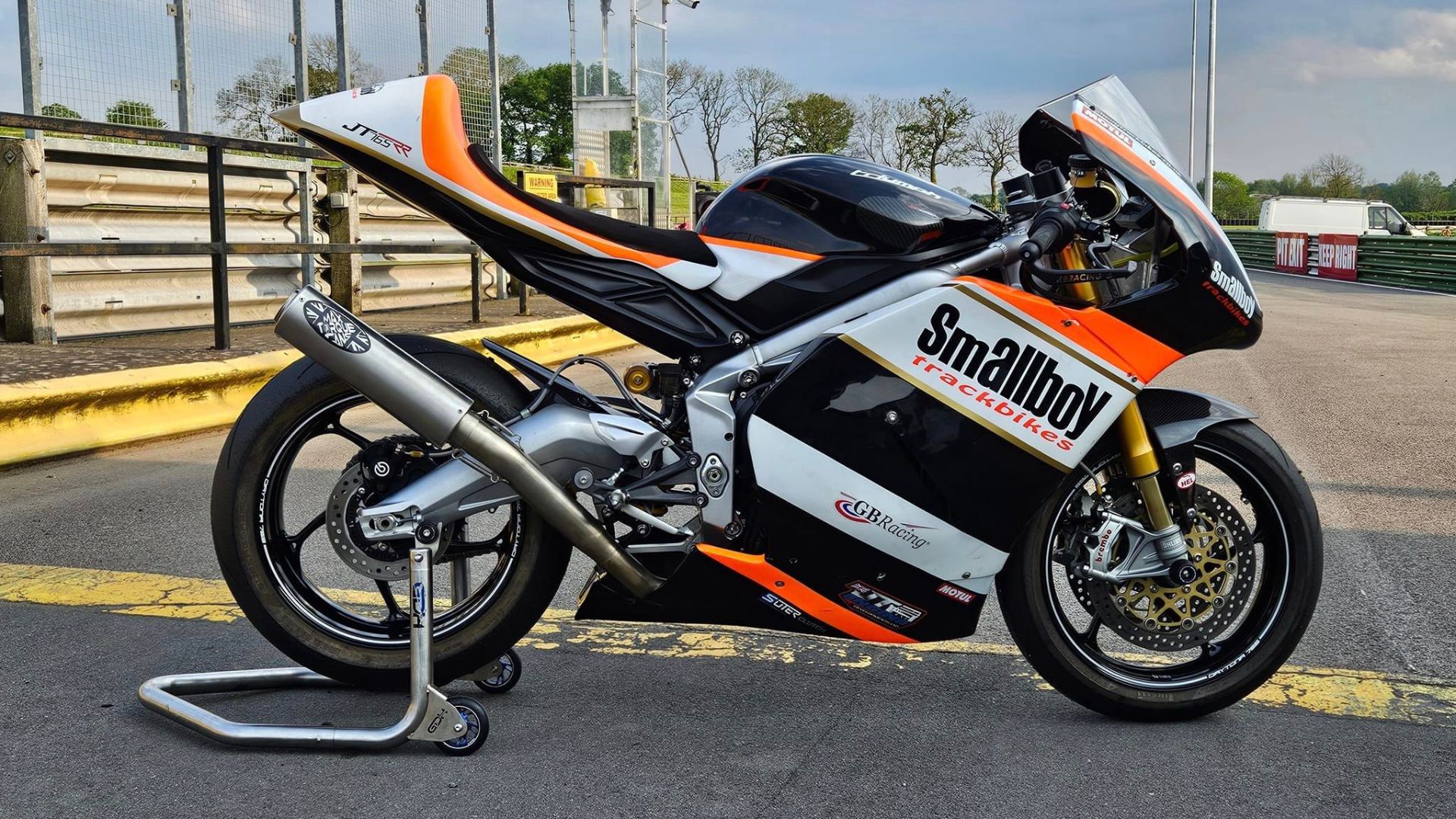 Smallboy Triumph Daytona 765 Moto2 Limited Edition Hire No Limits Smallboy Triumph Daytona 765 Moto2 Limited Edition Hire No Limits